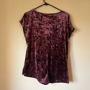 U-Neck Crush Velvet T-Shirt - Woman's - Plus Size XXL - Burgundy - Deep Red -
